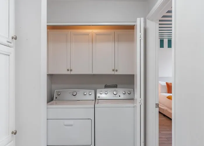 Lyra - Dual Retreat - In Old Town Scottsdale